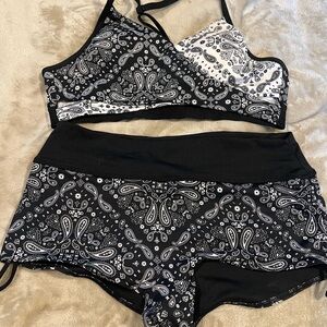 Black and White Paisley Sports Bra and Shorts Set